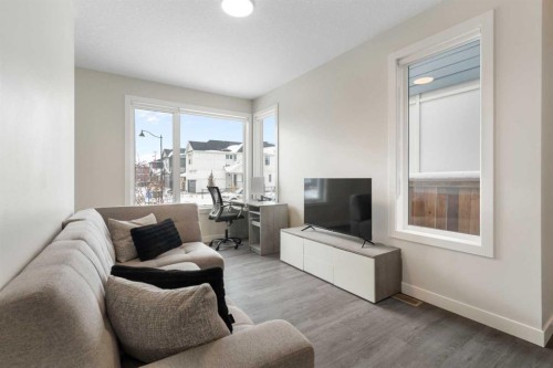 122 Homestead Boulevard Ne, Calgary, AB - Indoor Photo Showing Living Room