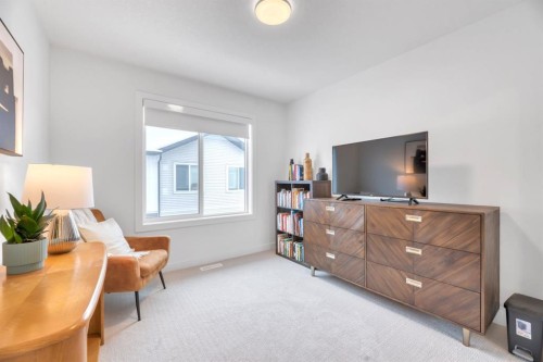 220 Creekstone Drive Sw, Calgary, AB - Indoor