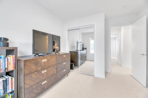 220 Creekstone Drive Sw, Calgary, AB - Indoor