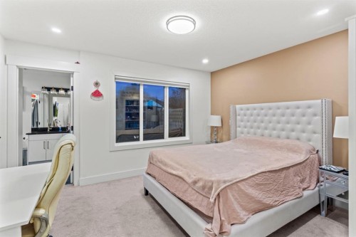 11330 86 Street Se, Calgary, AB - Indoor Photo Showing Bedroom