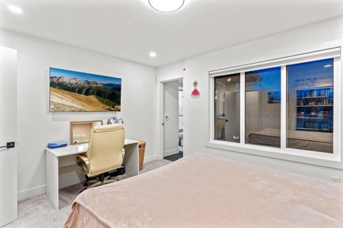 11330 86 Street Se, Calgary, AB - Indoor