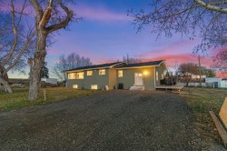 11330 86 Street SE Calgary, AB T3S 0A3