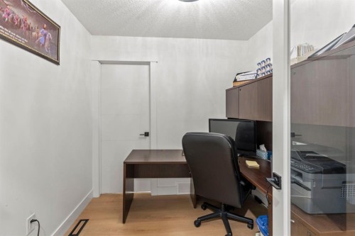 11330 86 Street Se, Calgary, AB - Indoor Photo Showing Office