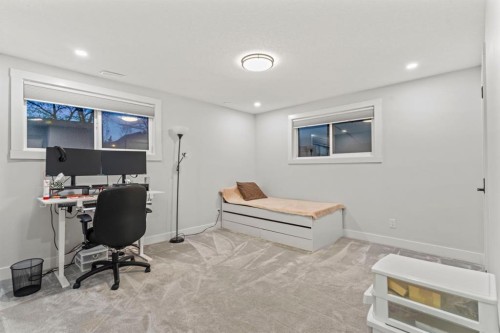 11330 86 Street Se, Calgary, AB - Indoor