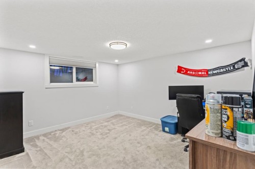 11330 86 Street Se, Calgary, AB - Indoor
