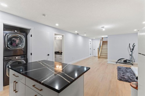11330 86 Street Se, Calgary, AB - Indoor Photo Showing Laundry Room