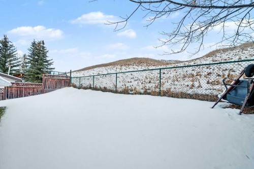 46 Benchlands Drive, Cochrane, AB - Outdoor