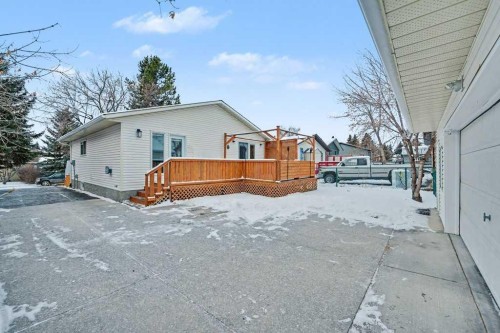 46 Benchlands Drive, Cochrane, AB - Outdoor With Deck Patio Veranda With Exterior