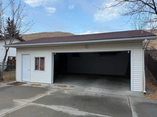 46 Benchlands Drive, Cochrane, AB - Outdoor