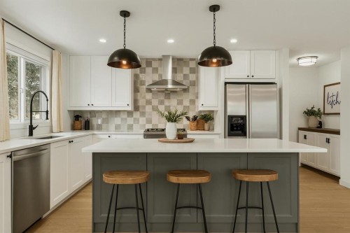 46 Benchlands Drive, Cochrane, AB - Indoor Photo Showing Kitchen With Upgraded Kitchen