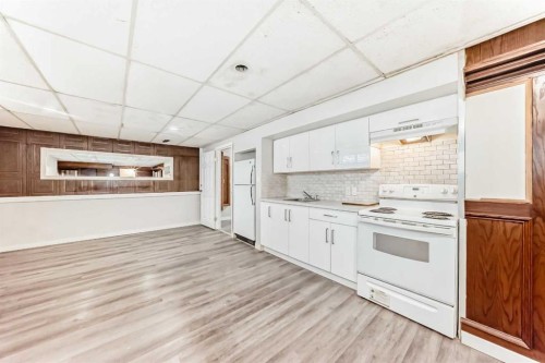 87 Rundleson Way Ne, Calgary, AB - Indoor Photo Showing Kitchen