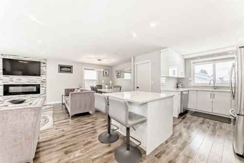 87 Rundleson Way Ne, Calgary, AB - Indoor Photo Showing Kitchen With Upgraded Kitchen