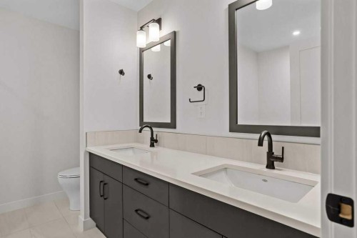 107-1315 Spring Creek Gate, Canmore, AB - Indoor Photo Showing Bathroom