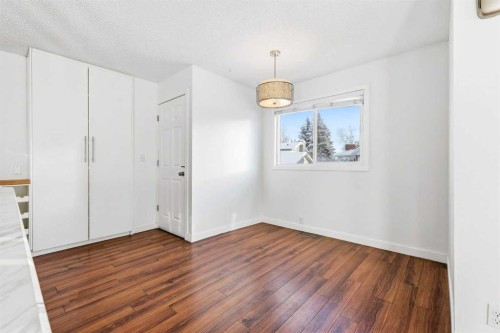 2 Woodfern Road Sw, Calgary, AB - Indoor Photo Showing Other Room