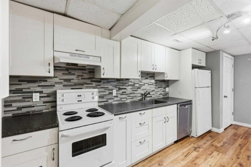 2 Woodfern Road Sw, Calgary, AB - Indoor Photo Showing Kitchen