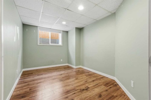 2 Woodfern Road Sw, Calgary, AB - Indoor Photo Showing Other Room