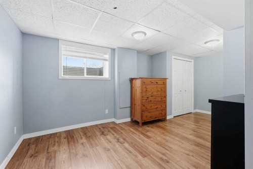 2 Woodfern Road Sw, Calgary, AB - Indoor Photo Showing Other Room