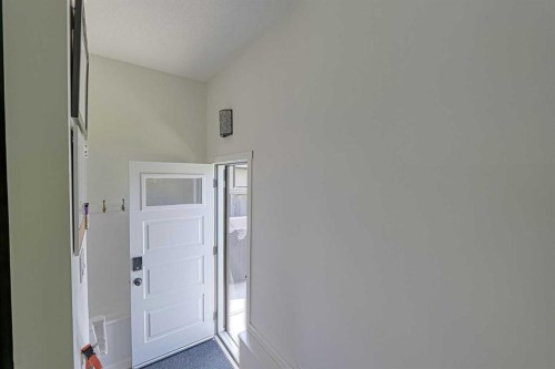 51 Hollyburn Road Sw, Calgary, AB - Indoor Photo Showing Other Room