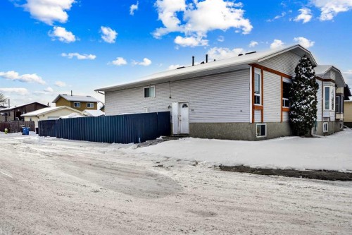 280 Whitworth Way Ne, Calgary, AB - Outdoor
