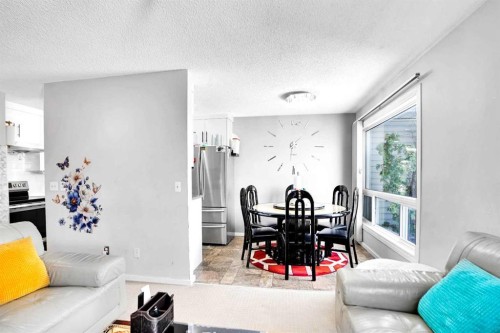 280 Whitworth Way Ne, Calgary, AB - Indoor Photo Showing Living Room