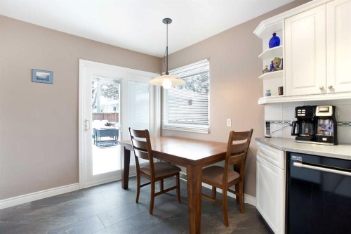 2607 Kelwood Drive Sw, Calgary, AB - Indoor Photo Showing Other Room