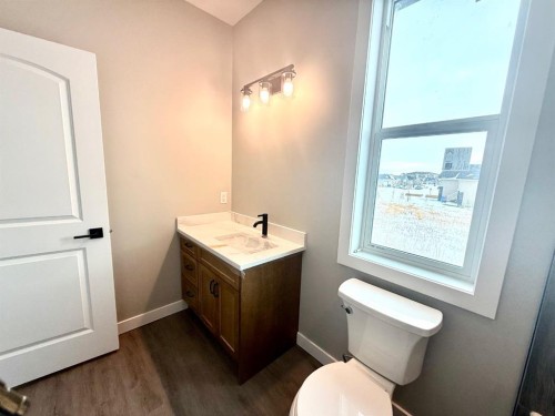 131 Westview Drive, Nanton, AB - Indoor Photo Showing Bathroom