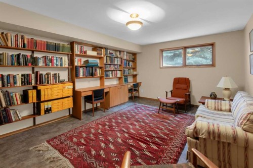 1801 Cayuga Drive Nw, Calgary, AB - Indoor Photo Showing Office