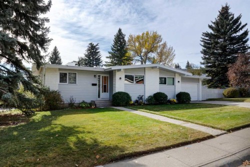 1801 Cayuga Drive Nw, Calgary, AB - Outdoor With Facade