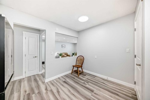 3429 33A Avenue Se, Calgary, AB - Indoor