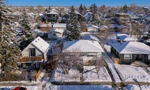 1126 8 Street Se, Calgary, AB - Outdoor
