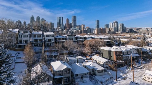 1126 8 Street Se, Calgary, AB - Outdoor