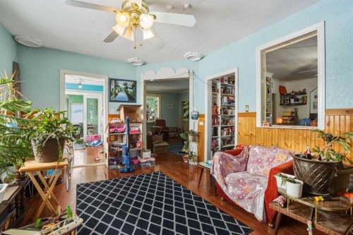 4115 580 Highway, Cremona, AB - Indoor