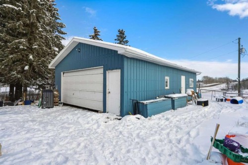 4115 580 Highway, Cremona, AB - Outdoor