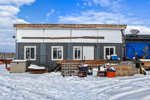 4115 580 Highway, Cremona, AB - Outdoor