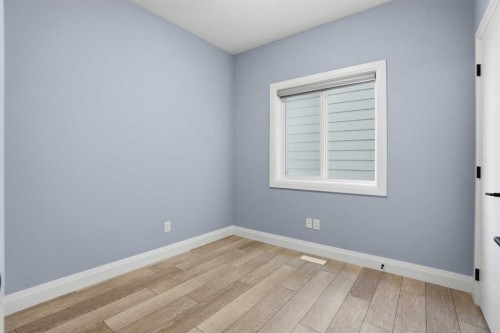 246 Walcrest View Se, Calgary, AB - Indoor Photo Showing Other Room