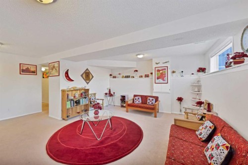 87 Taralea Gardens Ne, Calgary, AB - Indoor