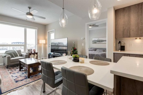 412-8531 8A Avenue Sw, Calgary, AB - Indoor Photo Showing Other Room