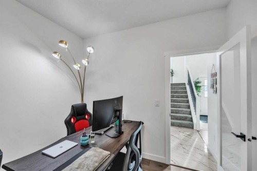 97 Baysprings Gardens Sw, Airdrie, AB - Indoor Photo Showing Office