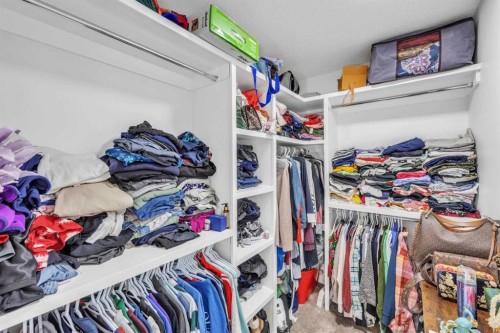 97 Baysprings Gardens Sw, Airdrie, AB - Indoor With Storage