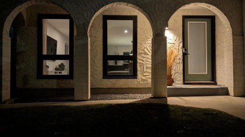 1240 Mapleglade Crescent Se, Calgary, AB - Outdoor