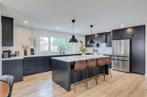 1240 Mapleglade Crescent Se, Calgary, AB - Indoor Photo Showing Kitchen With Upgraded Kitchen