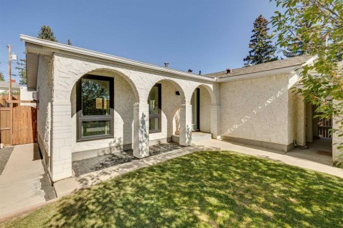 1240 Mapleglade Crescent Se, Calgary, AB - Outdoor
