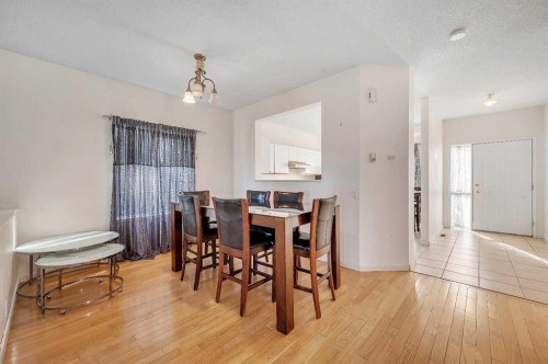 137 Martinpark Way Ne, Calgary, AB - Indoor Photo Showing Dining Room