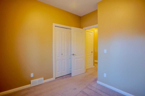 1105 Hammond Avenue, Crossfield, AB - Indoor Photo Showing Other Room