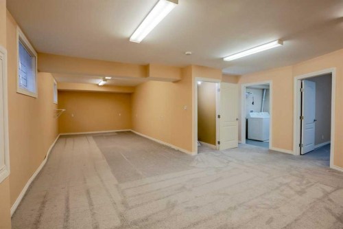 1105 Hammond Avenue, Crossfield, AB - Indoor Photo Showing Other Room