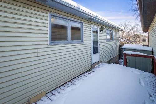 4351 38 Street Ne, Calgary, AB - Outdoor With Exterior