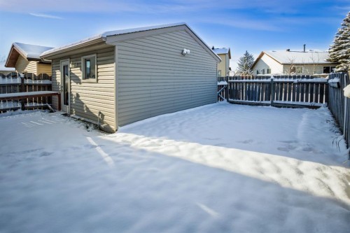 4351 38 Street Ne, Calgary, AB - Outdoor With Exterior