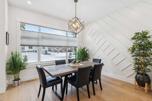 2835 42 Street Sw, Calgary, AB - Indoor Photo Showing Dining Room