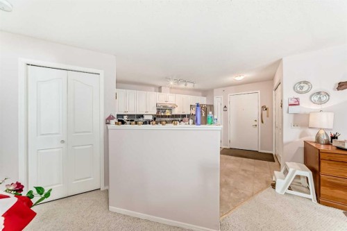 410-5000 Somervale Court Sw, Calgary, AB - Indoor