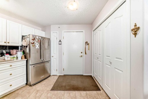 410-5000 Somervale Court Sw, Calgary, AB - Indoor Photo Showing Other Room